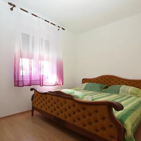 Fuer 6 Personen Ca 70 Qm In Pula, Istrien Istrische Riviera Apartment Pula