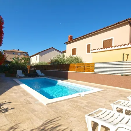 Apartment Fuer 6 Personen Ca 70 Qm In Pula, Istrien Istrische Riviera